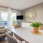 Front In Appartement